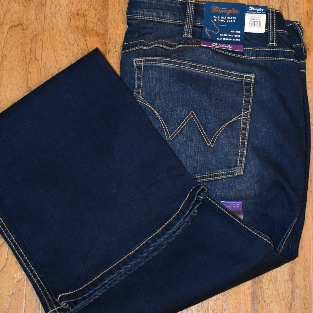 Wrangler Ultimate Riding Jeans Womens 22W x 34 Blue NEW Q-Baby Bootcut Denim